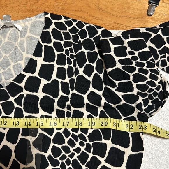 Liz Claiborne New York V neck  Pullover - Picture 8 of 10